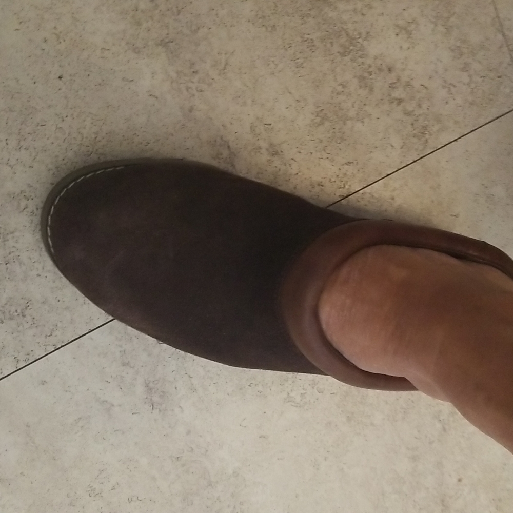 Shoes - Picture 2 of 4